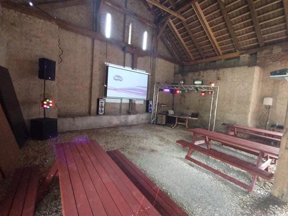 Pivovar Malý Janek - Penzion s pivovarem Jince Exteriér fotografie